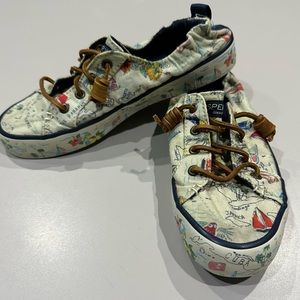 Women’s Sperry Crest Vibe Caribbean Slip-On Sneaker Cream/Navy Leather laces.